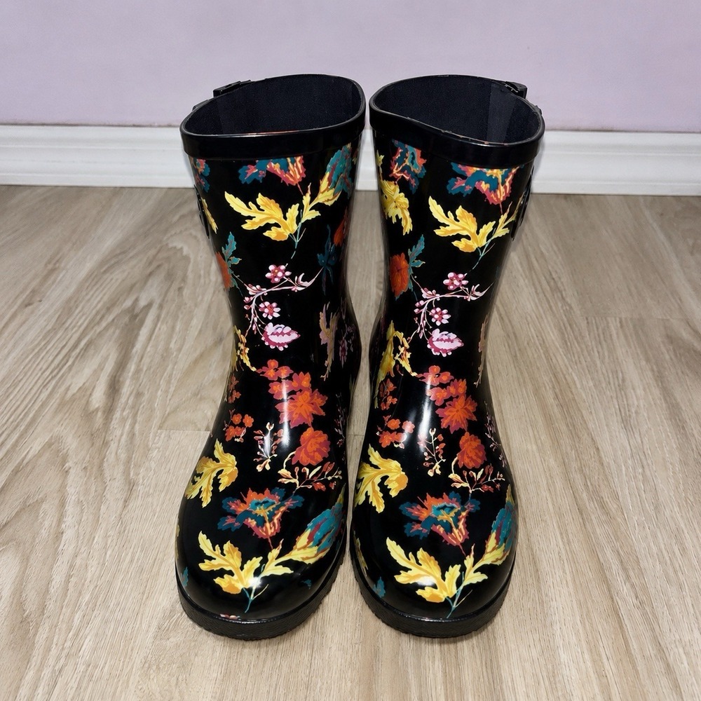 Nomad Floral Rain Boots Waterproof Rubber Black Multicolor Women's Size 9 NWOT
